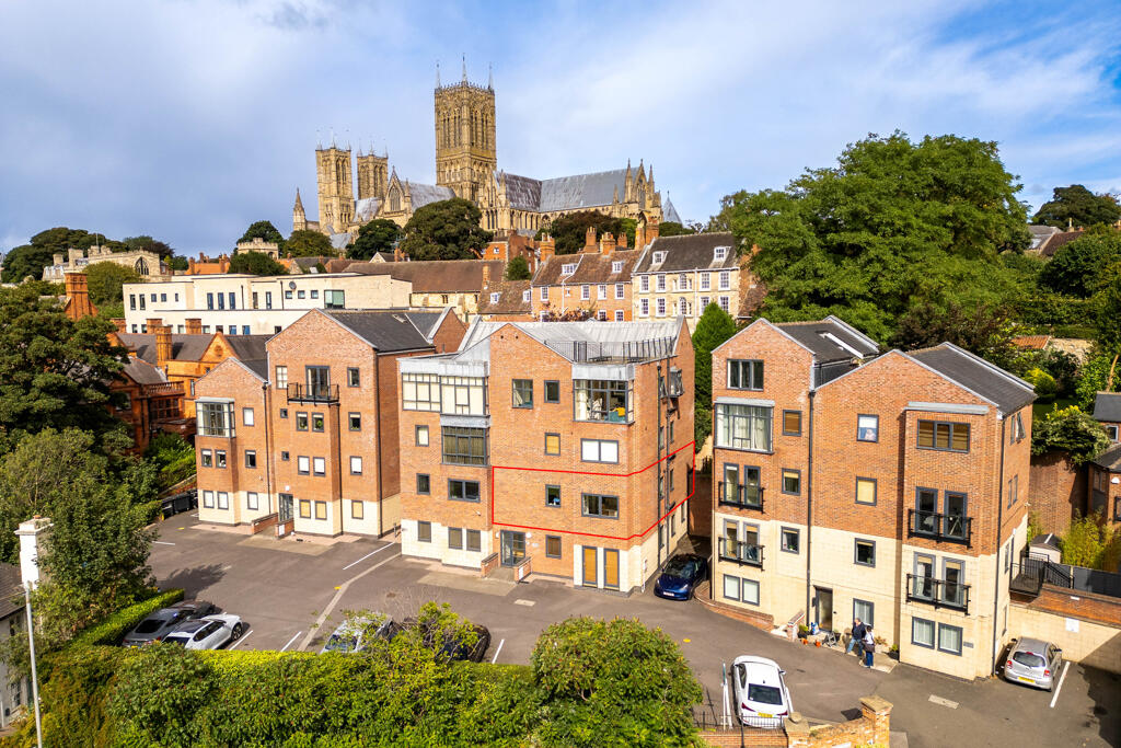 Main image of property: Greestone Mount, Lincoln, Lincolnshire, LN2 1PS