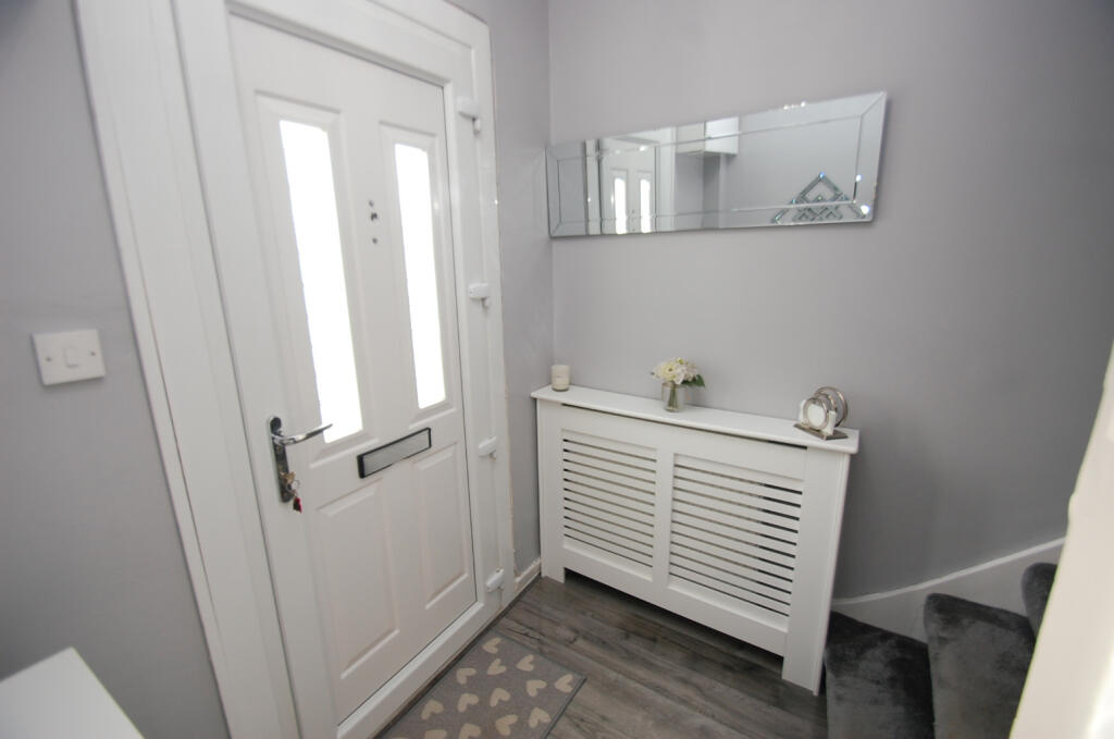 House in Glasgow, South Cardonald, Corkerhill - More