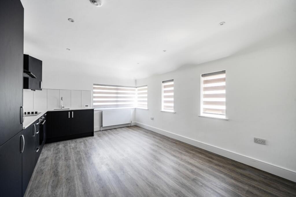 Apartment in London - View 3
