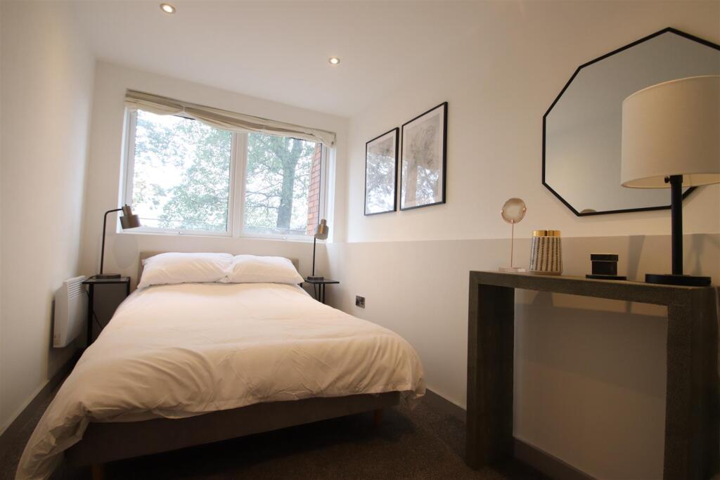 Apartment in Wolverhampton - View 4