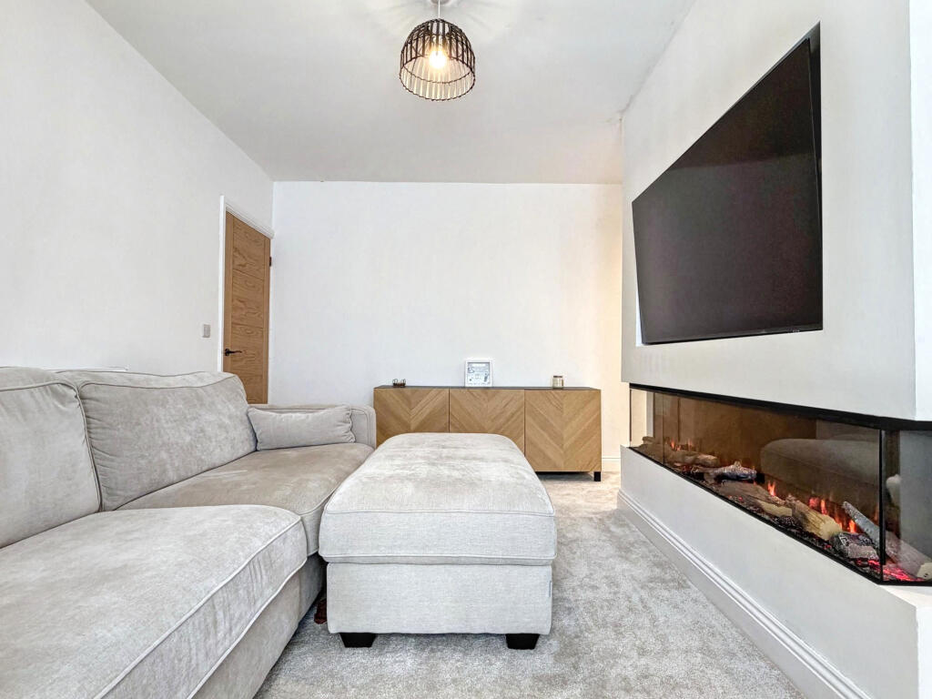 House in South Tyneside, Primrose - More