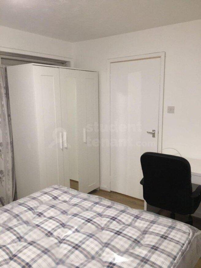 Additional image 6 of Brough Close