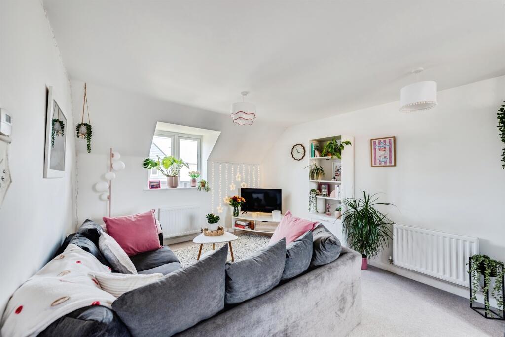 Apartment in West Oxfordshire, Witney - View 5