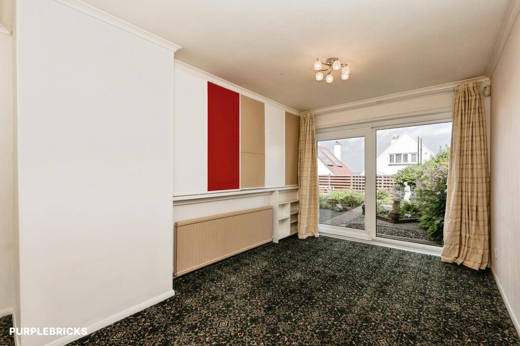 House in Kirkcaldy - More