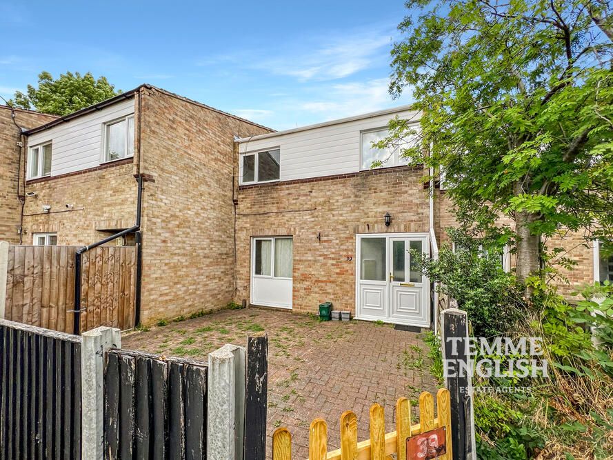 Main image of property: Eastbrooks Place, Basildon, Essex, SS13
