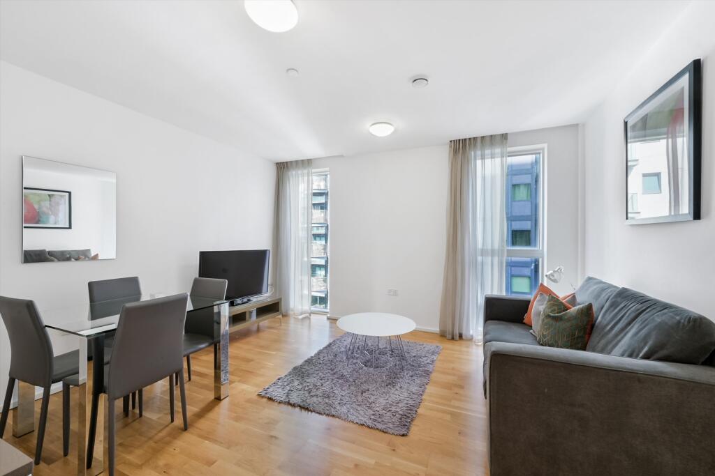 Main image of property: Clover Court, London, E14