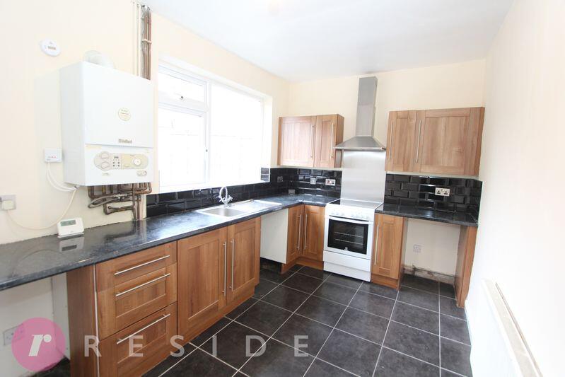 CUTGATE ROAD, Cutgate, Rochdale OL12 7NL photo 3