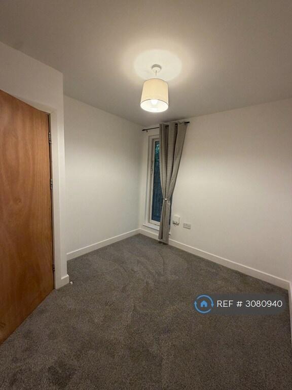 Apartment in Manchester - More