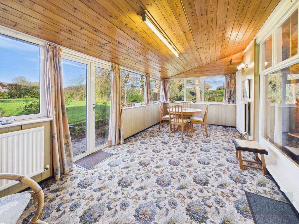 Fordview Close, Great Glen, Leicestershire - View 4