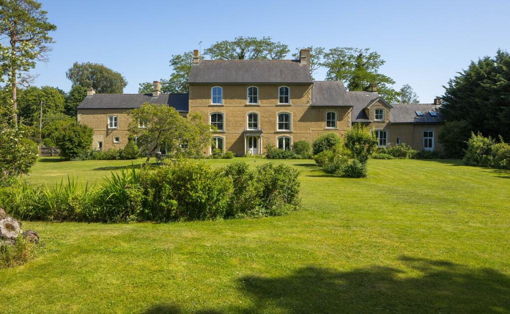 Main image of property: Shipton Road, Ascott Under Wychwood, OX7