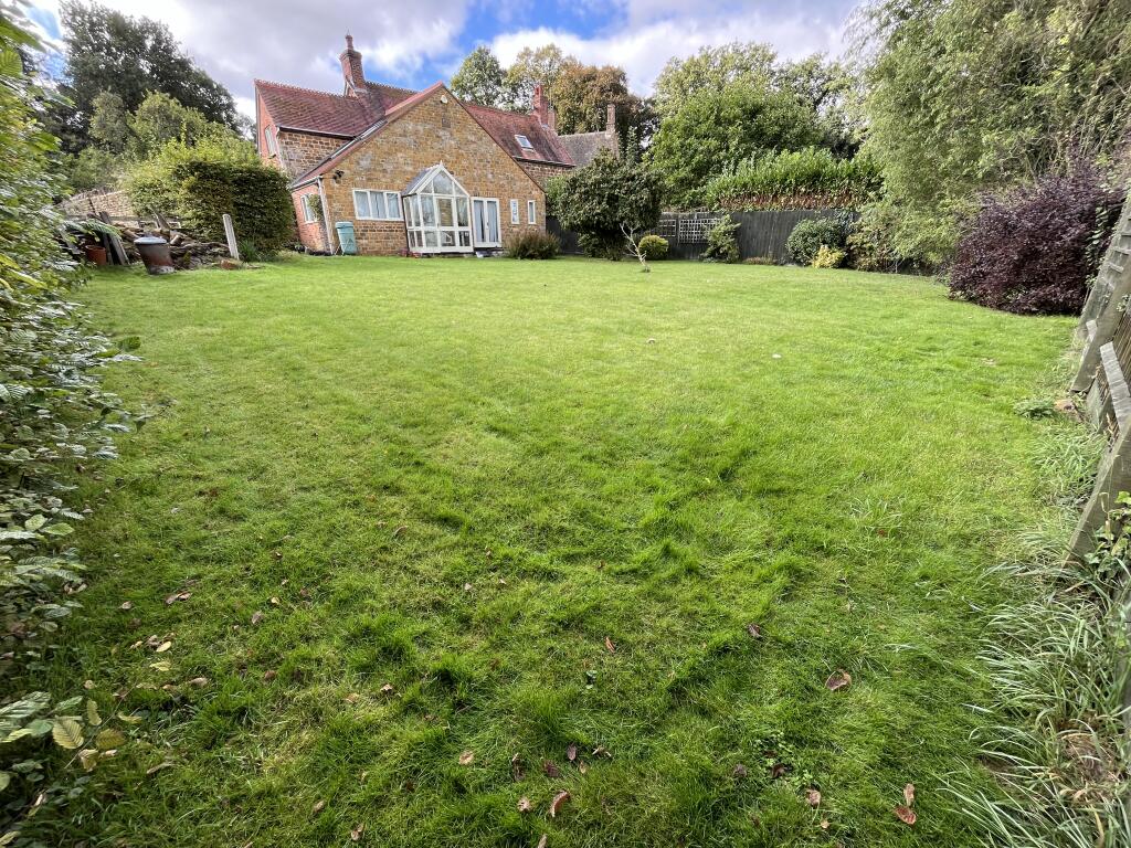 Main image of property: Banbury Road, Chacombe, OX17