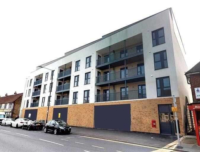 1-bed flat on Flat 25 Grand Union House, Slough, Berkshire, SL2 5EW, £160,000