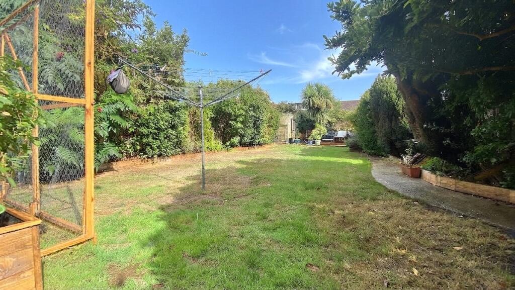 House in Brighton - View 4