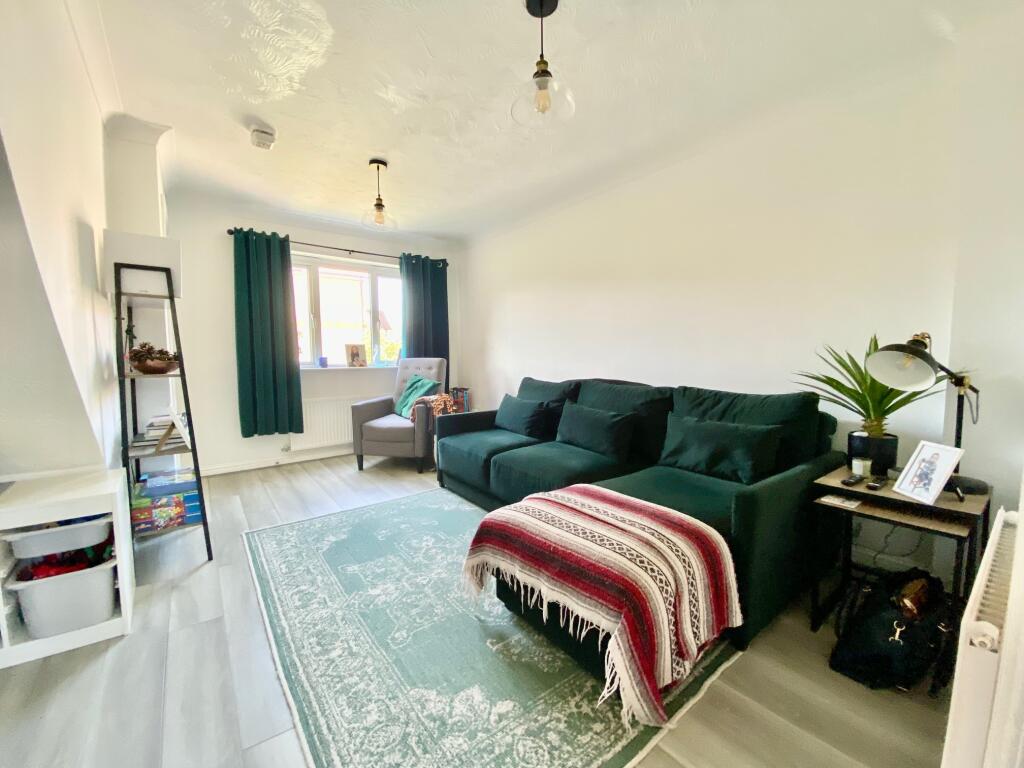 House in Peterborough, Cardea - View 5