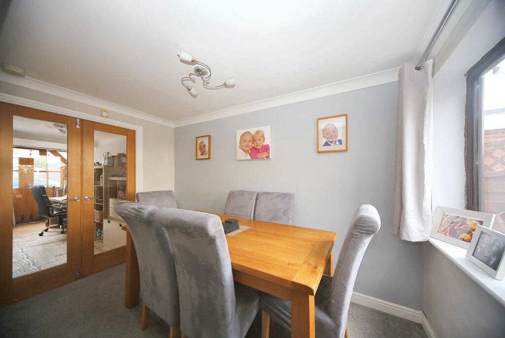 Churchfield, Shevington, WN6 photo 4
