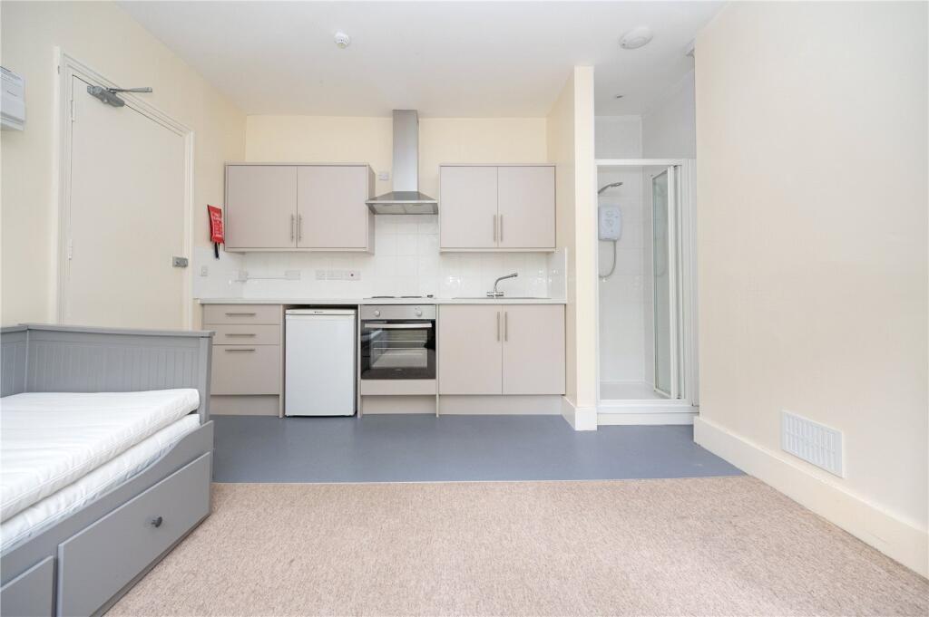 Alma Road, St. Albans, Hertfordshire, AL1 - View 5