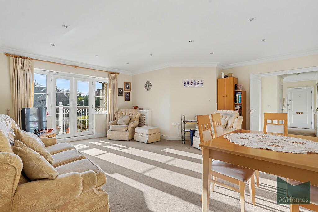 Main image of property: Westpole Avenue, Barnet