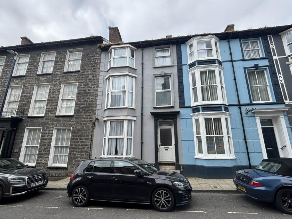 Main image of property: 33 Bridge Street, Aberystwyth,