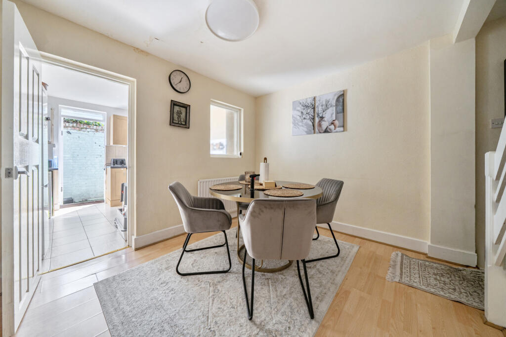 House in London - View 4