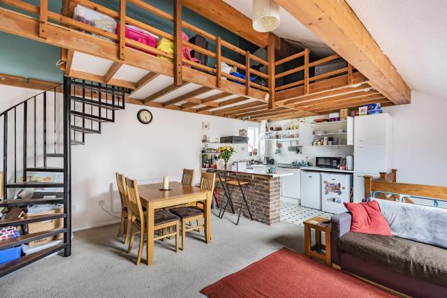Apartment in South Oxfordshire, Wallingford - View 2
