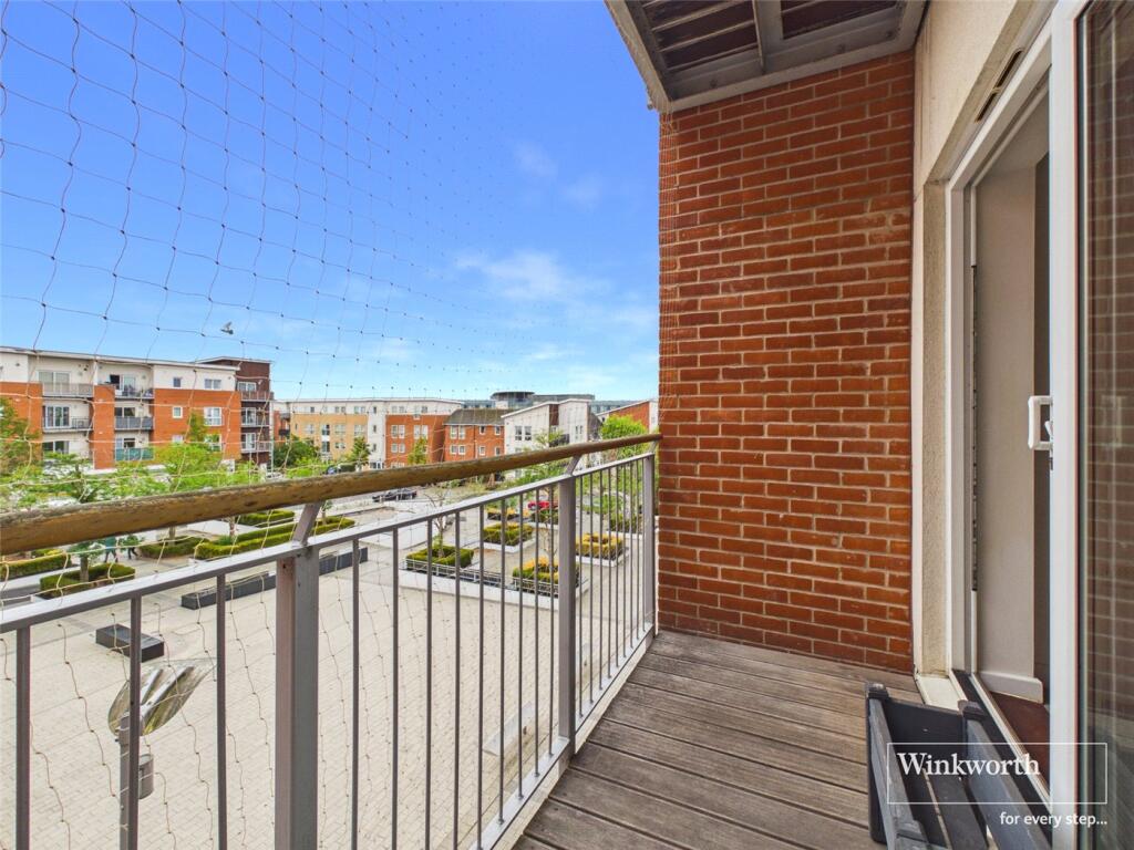 Apartment in Reading - View 5
