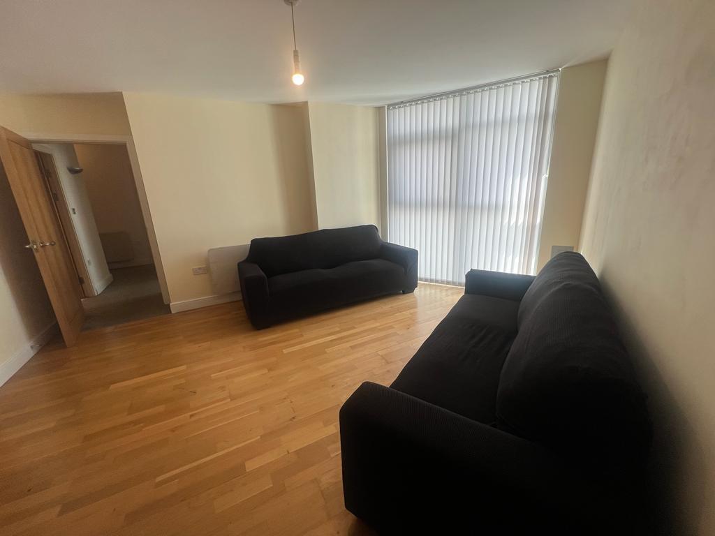 Altolusso, City Centre, 11th Floor, CF10 2FG (Ref.1024) photo 4