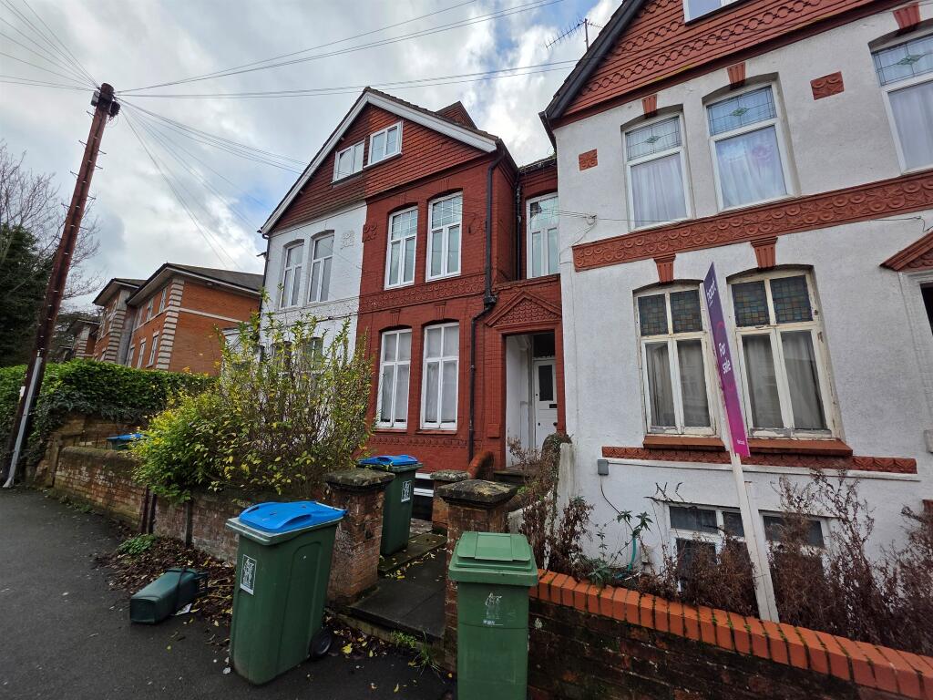 Main image of property: Bicester Road, Aylesbury