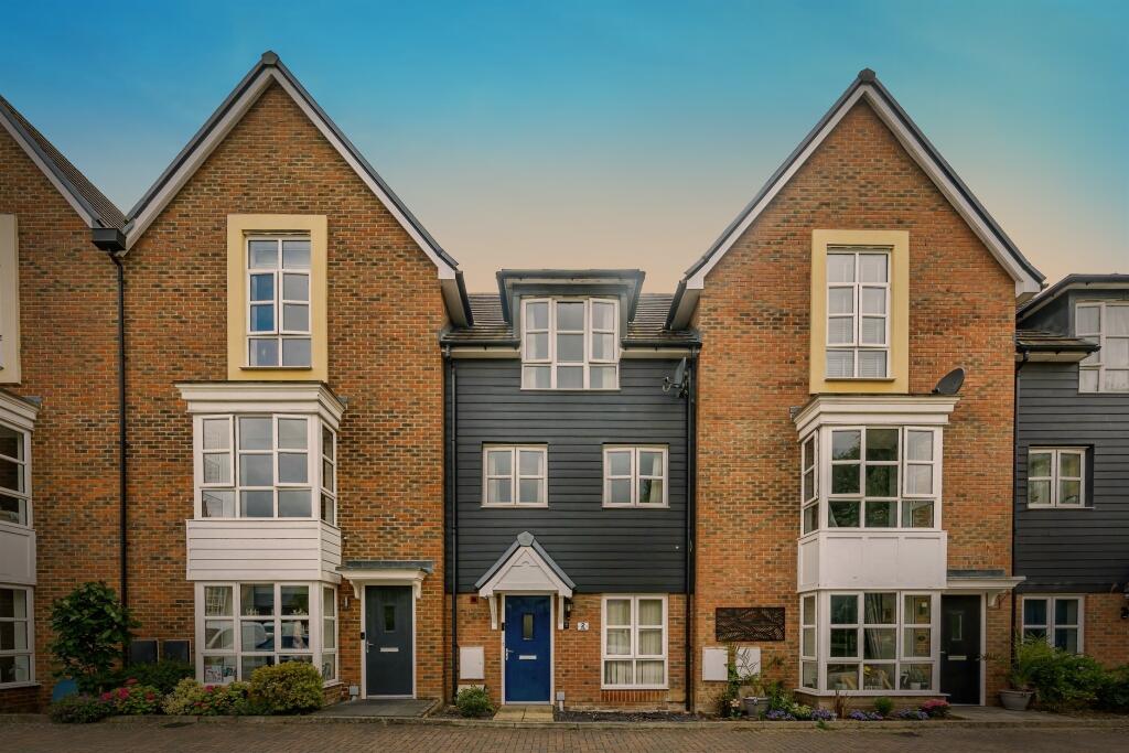 Main image of property: Kyle End, Stoke Mandeville, Aylesbury