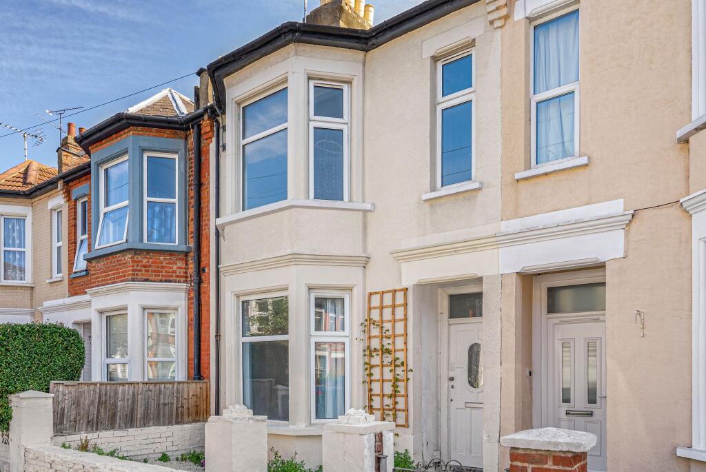 4-bed terraced on Stromness Road, Southend-On-Sea, SS2, £325,000
