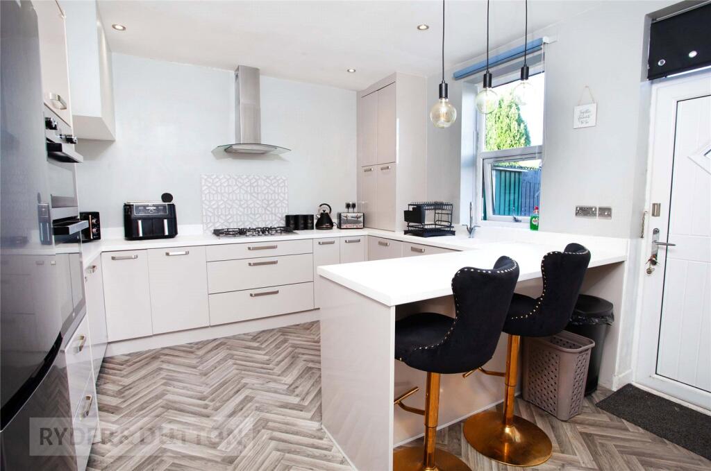 House in Rochdale, Greater Manchester - View 4