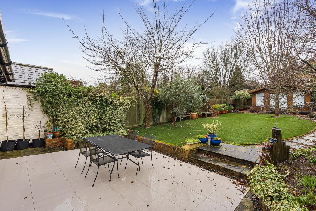 London Road, St. Albans, Hertfordshire, AL1 photo 4