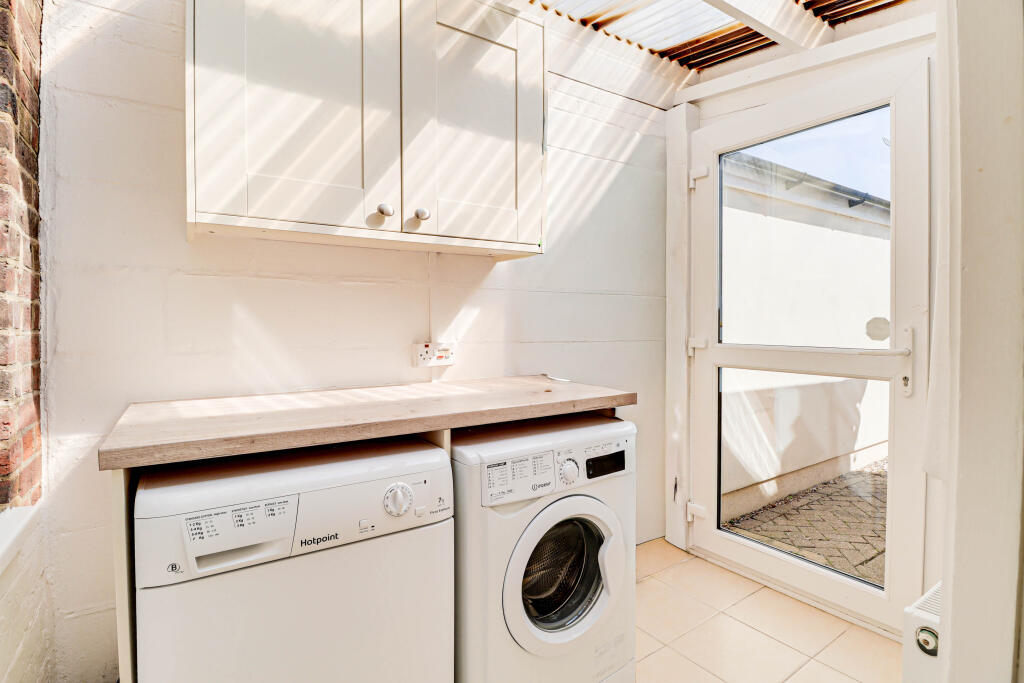 Additional image 7 of Cravells Road, Harpenden, AL5