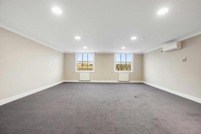 OLNMRK11ConnaughtPlace4thFloor10.JPG
