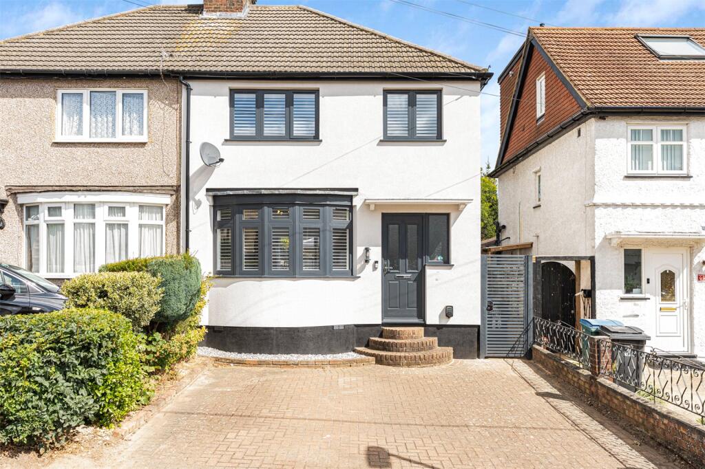 Main image of property: Beechwood Rise, Watford, Hertfordshire, WD24