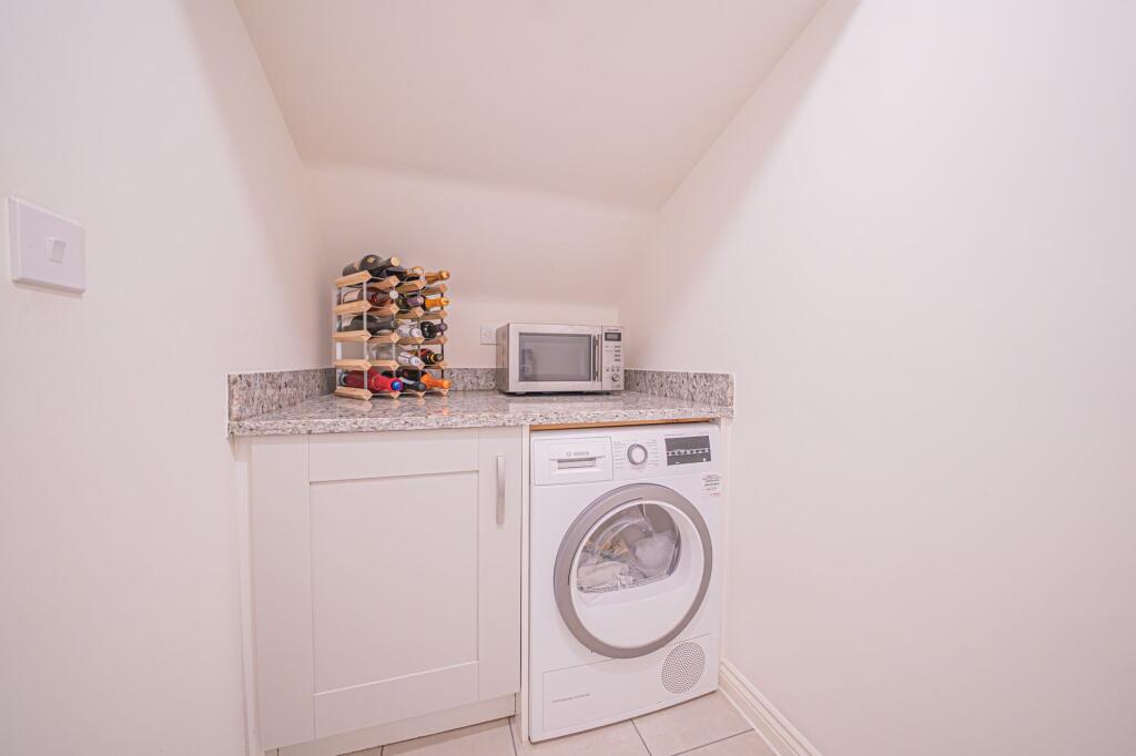 Additional image 16 of Barton Drive, Knowle, B93