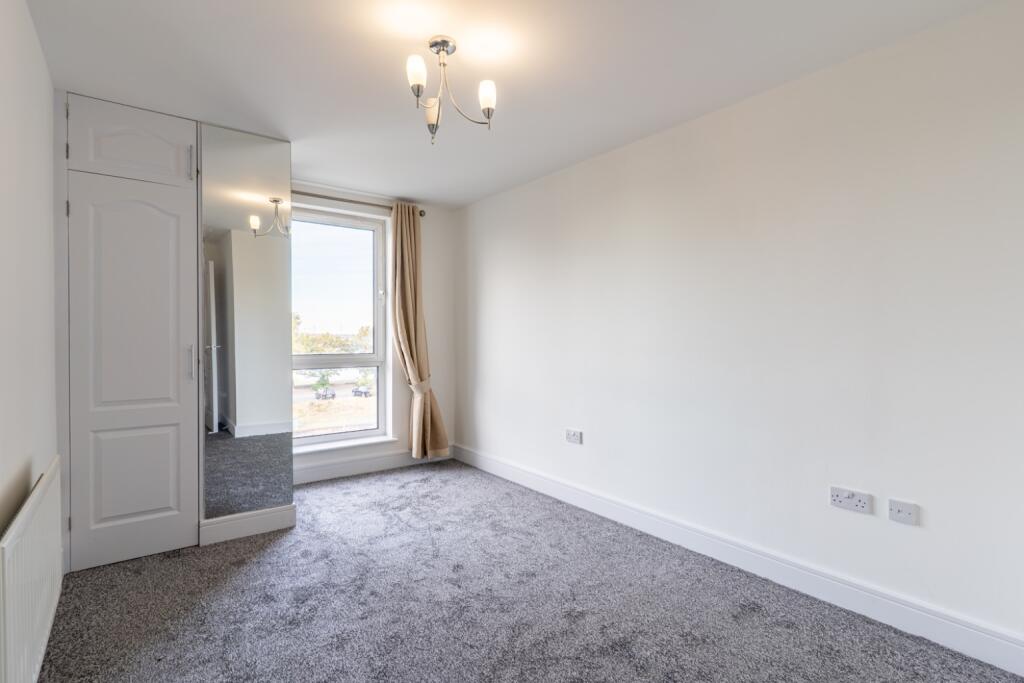 Apartment in Dartford - More