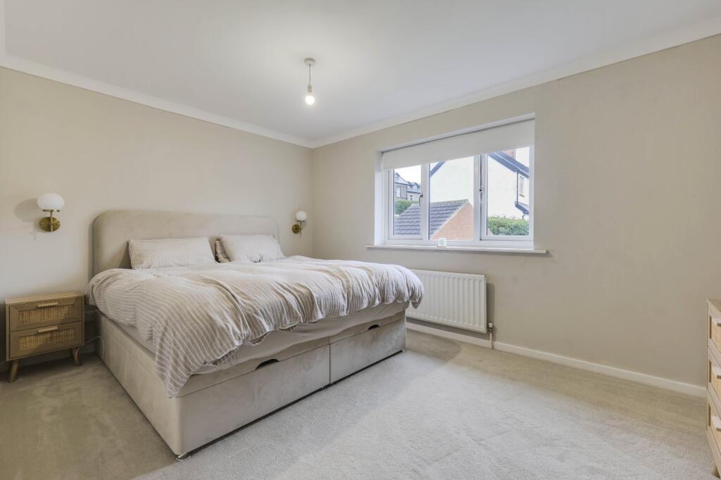 House in Leeds, West Yorkshire - More