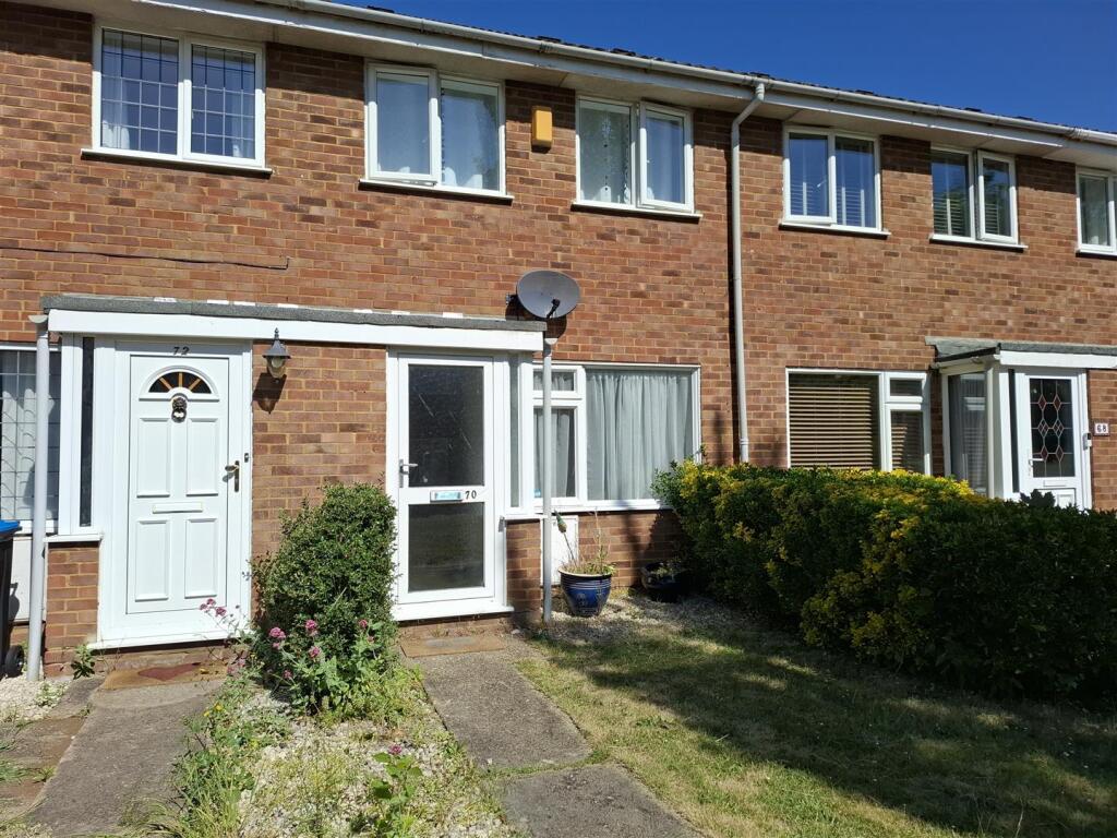 Main image of property: Glenwoods, Newport Pagnell, Buckinghamshire, MK16 0NF