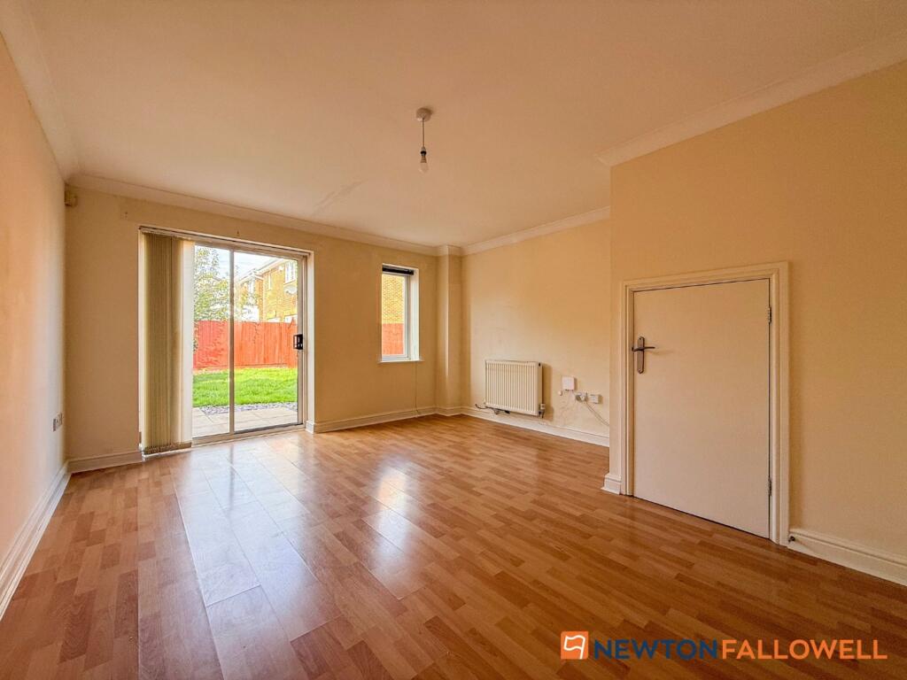 House in Nottingham - View 4