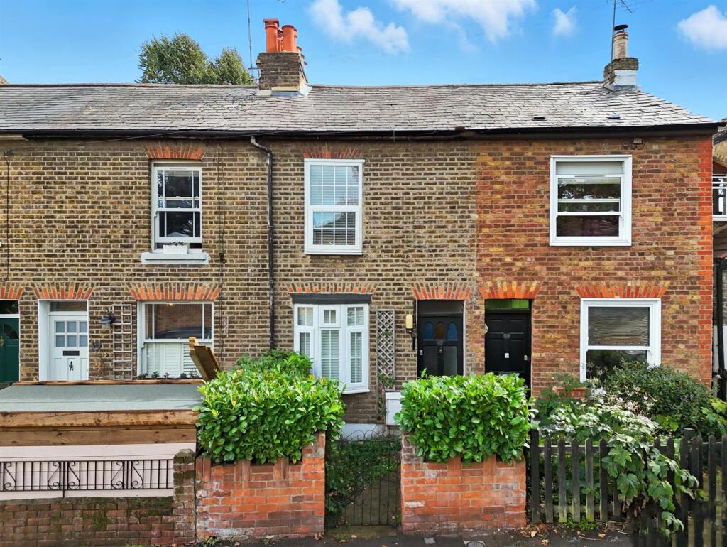 2-bed house on Forest Road, Leytonstone, £625,000
