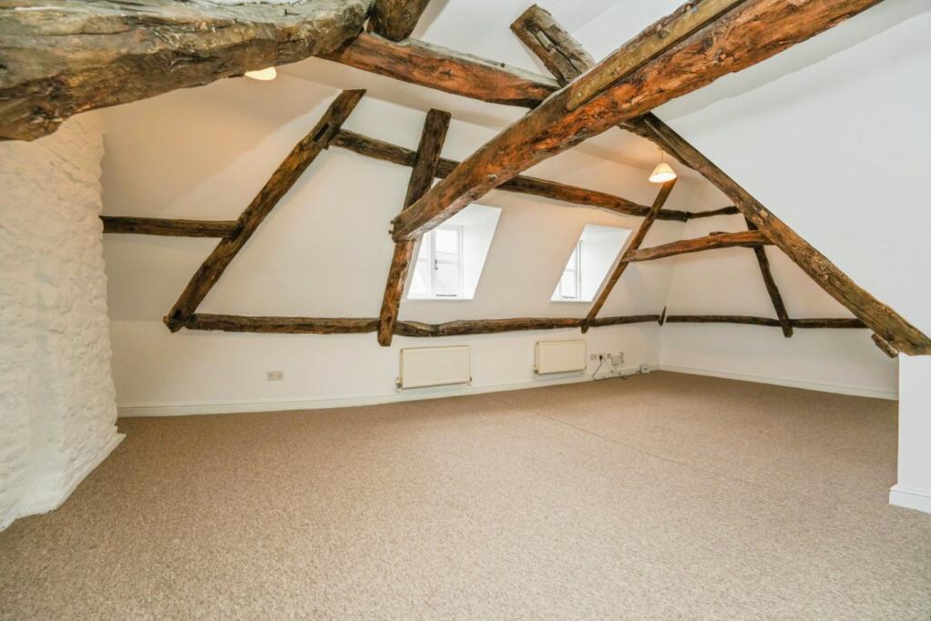 Templar Mews, Cirencester, Gloucestershire, GL7 - View 3