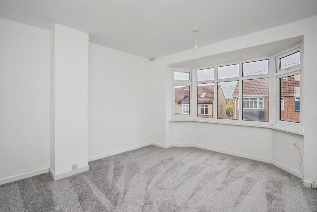 House in Fareham, Hampshire - View 5