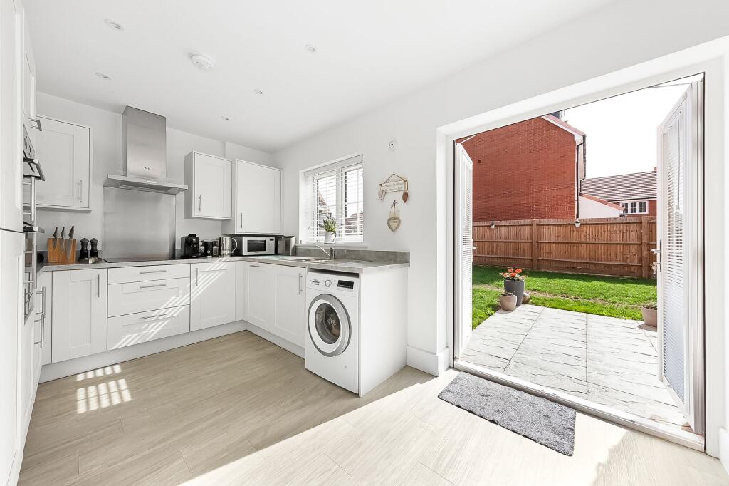 House in Tonbridge - View 3