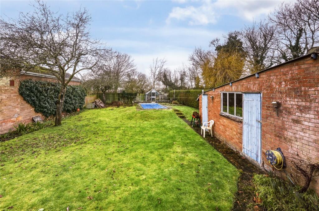 Tebworth Road, Wingfield, Bedfordshire, LU7 photo 4