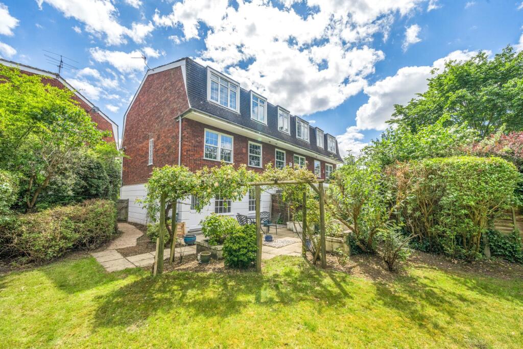 Main image of property: Langwood Chase, Teddington, TW11