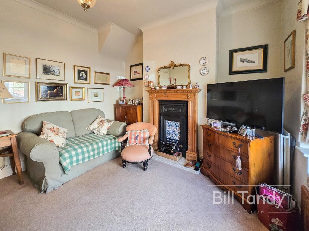 Ivanhoe Road, Lichfield, WS14 photo 3