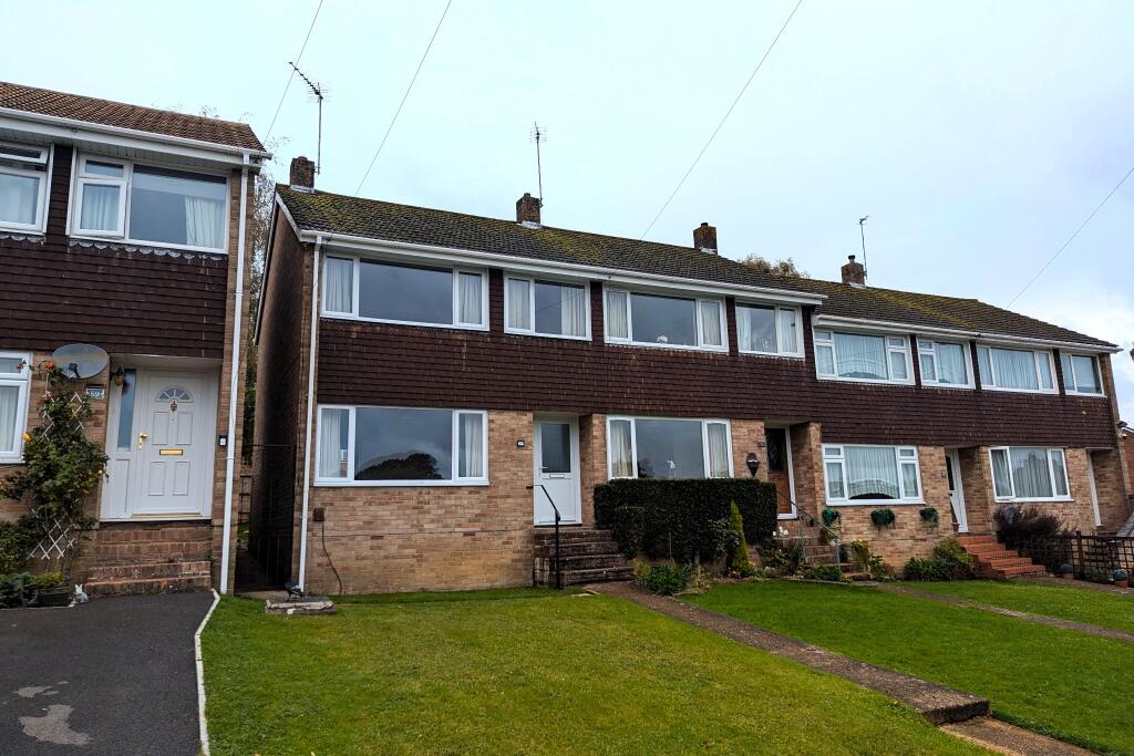 Main image of property: North Baddesley   Cedar Crescent   UNFURNISHED