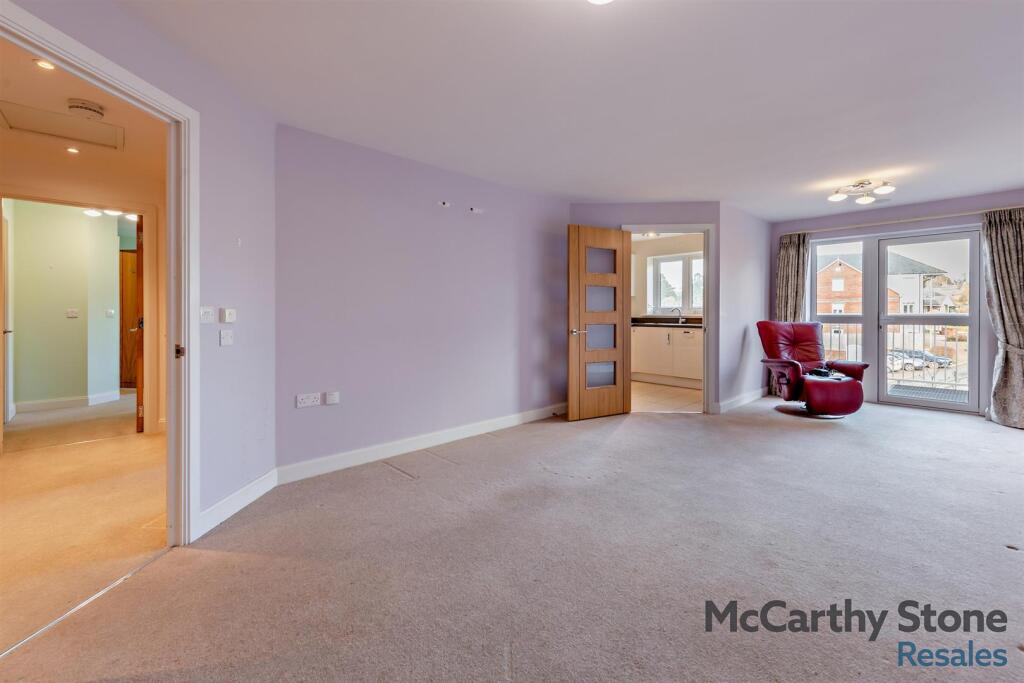 Squire Court, Raleigh Mead, South Molton Devon photo 3