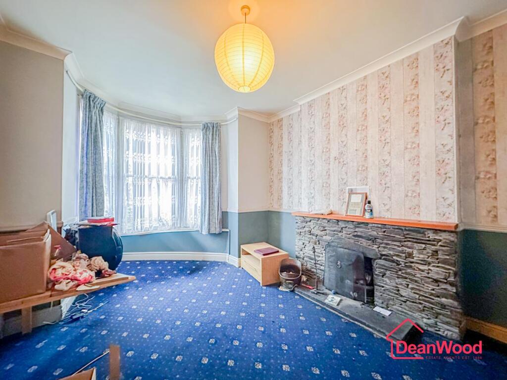 1 Finch Hill Grove, Douglas photo 3