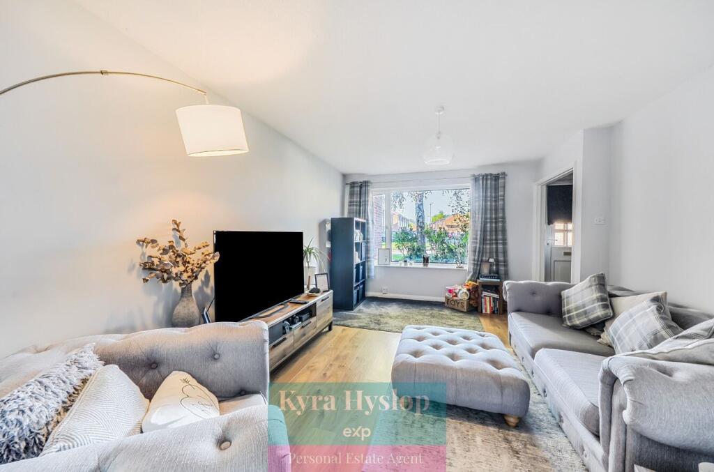 House in Exeter - View 3